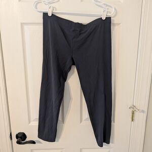 GAP Gray Cropped Leggings